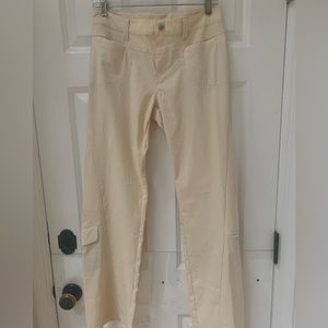 Vintage Athleta Dipper Cream Cargo pant Nylon Hiking Mid Rise Boot Cut Size 6